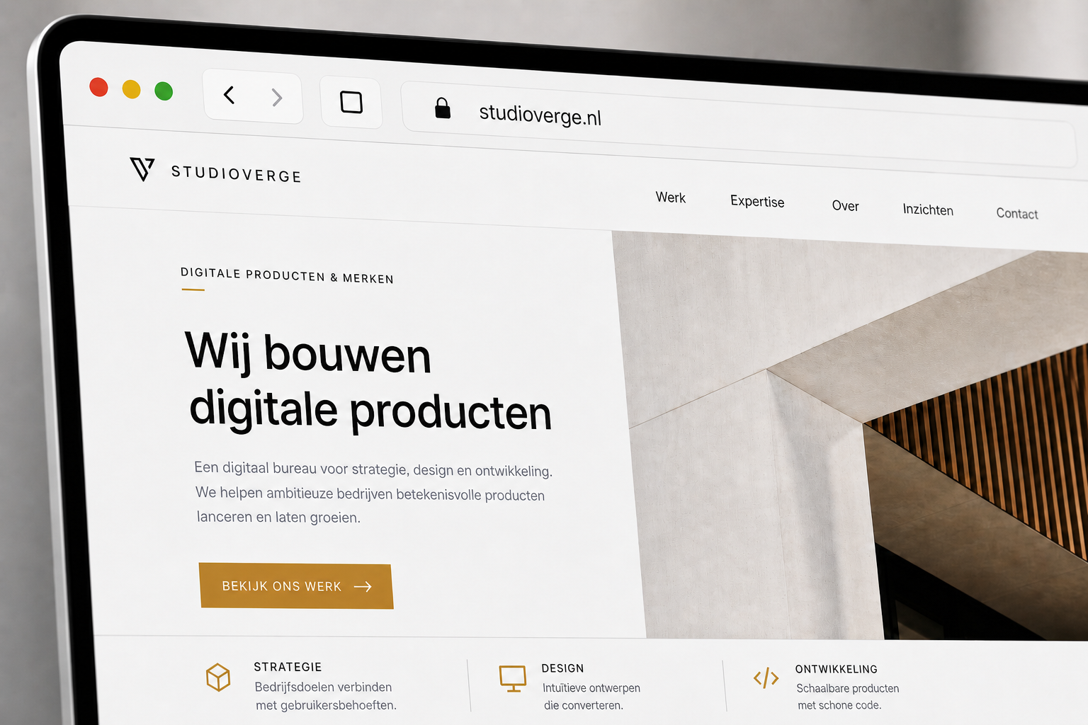 Close-up van een moderne website met focus op de adresbalk en strakke interface
